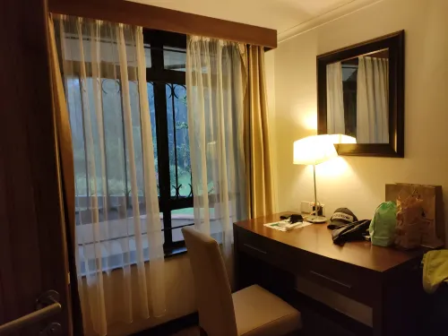 Heri Heights Hotel Apartments, SureStay Collection by BW Rooms Photos