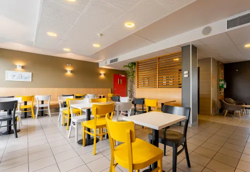 B&B HOTEL Valenciennes Marly Restoran Photos